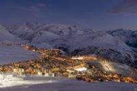 Ski au clair de lune : Descente aux flambeaux. Publié le 13/01/12. Le Bourg-d'Oisans